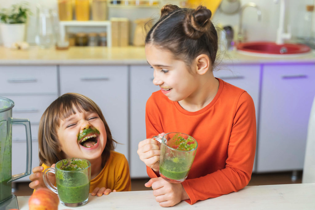 Crianças a melhorar os comportamentos alimentares